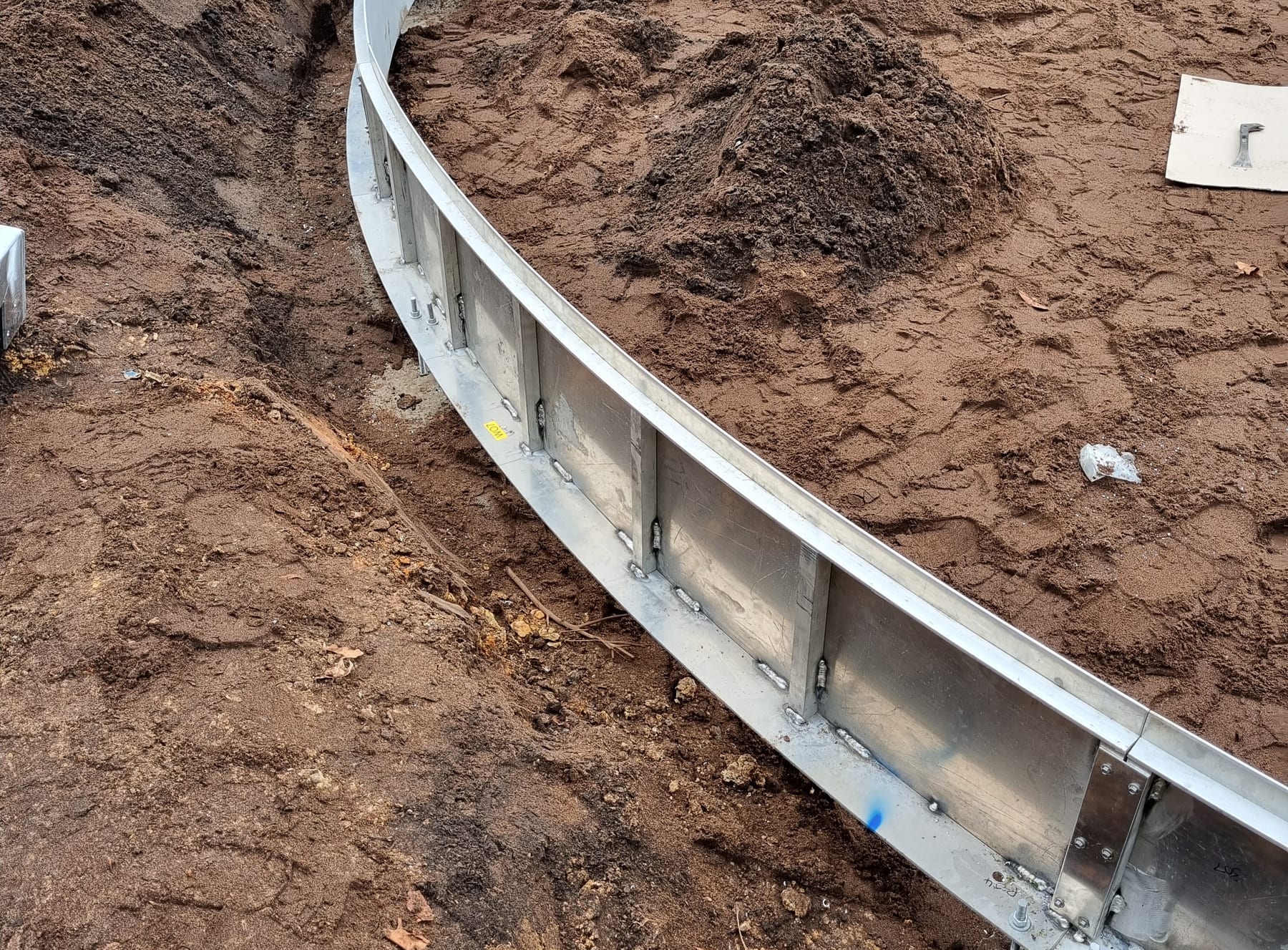 Aluminium wall garden beds under construction